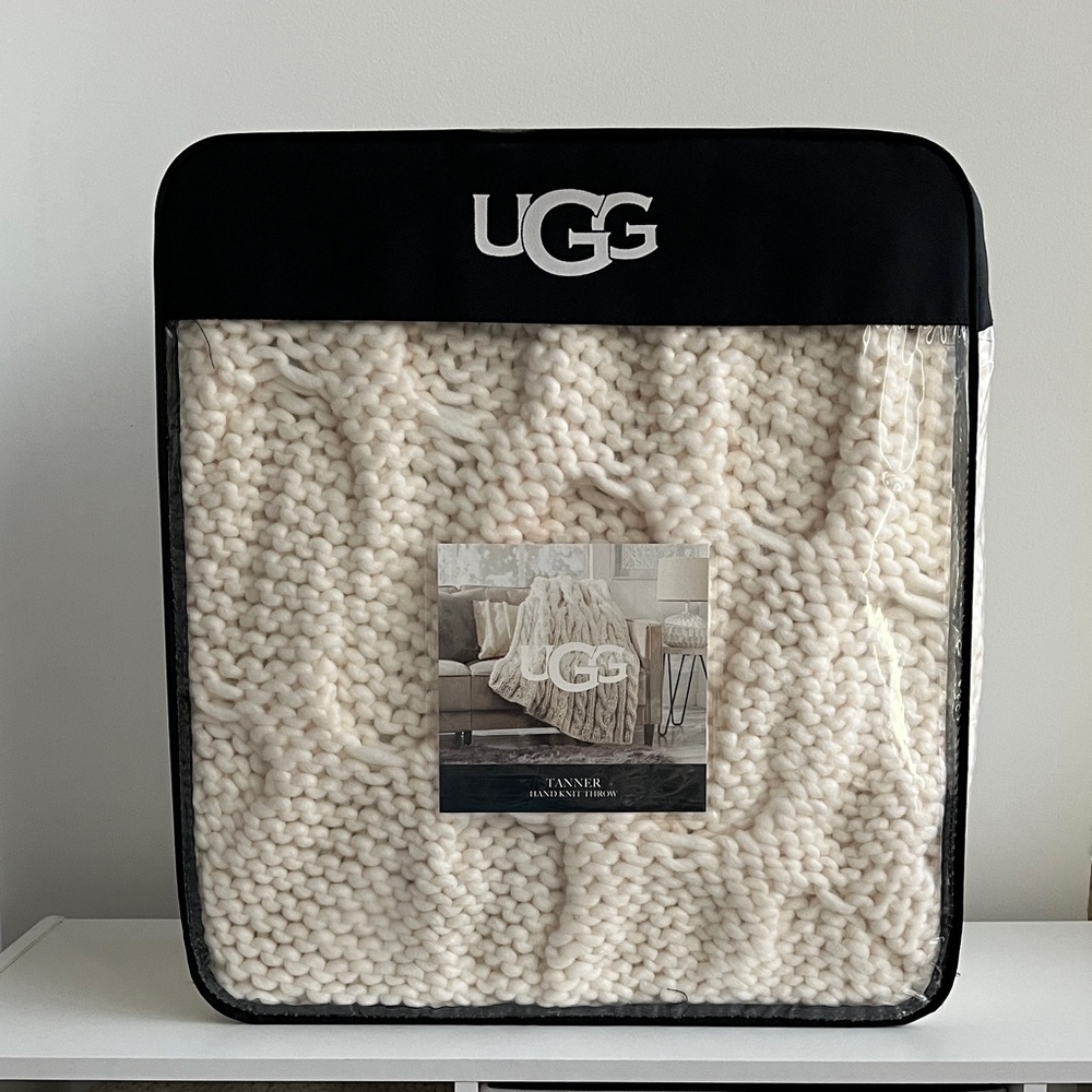 UGG Tanner Knit Throw Blanket